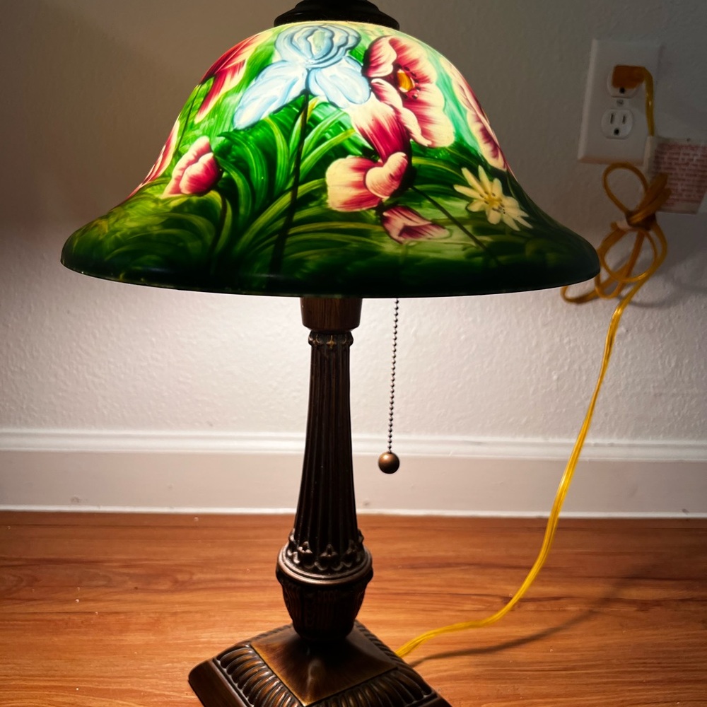 Floral Stained Glass Table Lamp